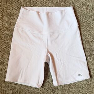 ALO Yoga High Waist Biker Shorts in white 6”